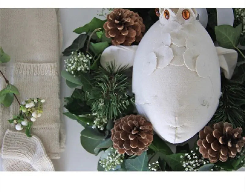 Doll Wall Decor for Christmas